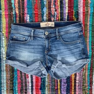Medium wash Hollister denim shorts